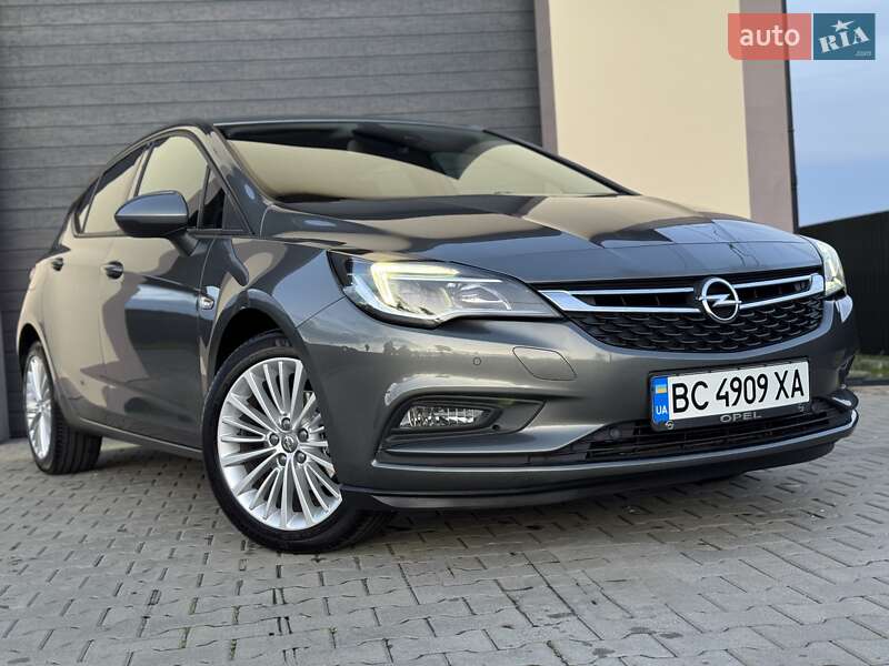 Хетчбек Opel Astra 2018 в Стрию