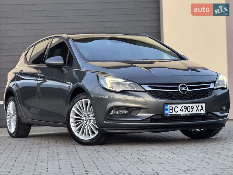 Хетчбек Opel Astra 2018 в Стрию