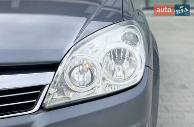 Универсал Opel Astra 2007 в 