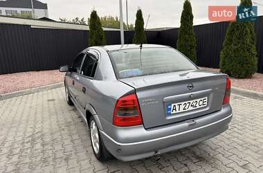 Седан Opel Astra 2007 в 