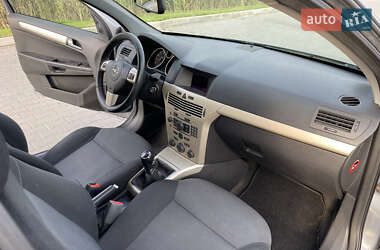 Універсал Opel Astra 2008 в  фото 22 Універсал Opel Astra 2008 в