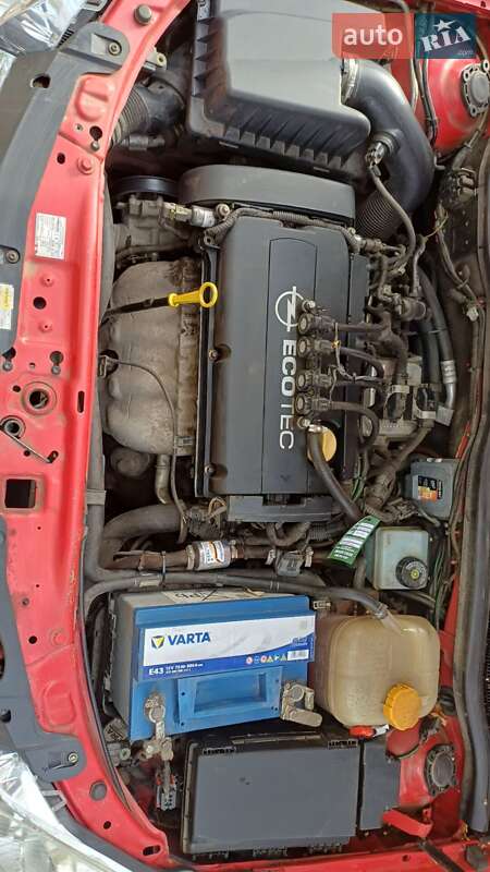 Универсал Opel Astra 2009 в Полтаве