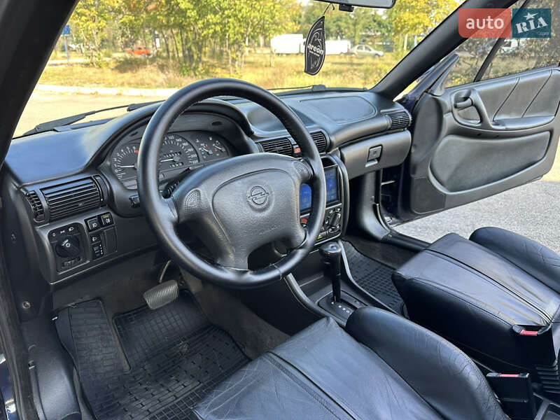 Кабриолет Opel Astra 1998 в Днепре