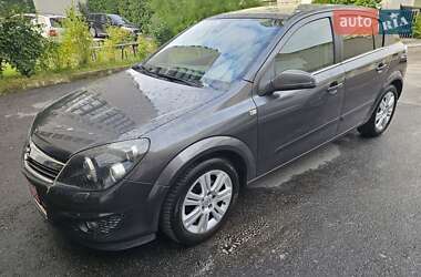 Хэтчбек Opel Astra 2009 в Ровно