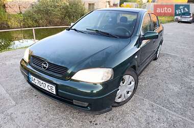 Седан Opel Astra 1999 в Жидачове