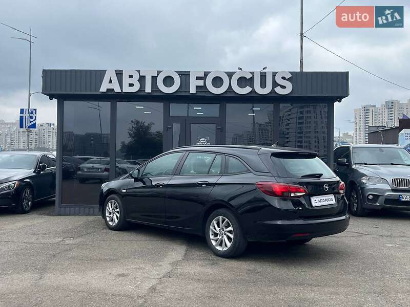Универсал Opel Astra 2022 в Киеве