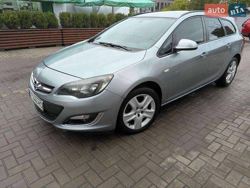 Opel Astra 2013 Opel Astra 2013