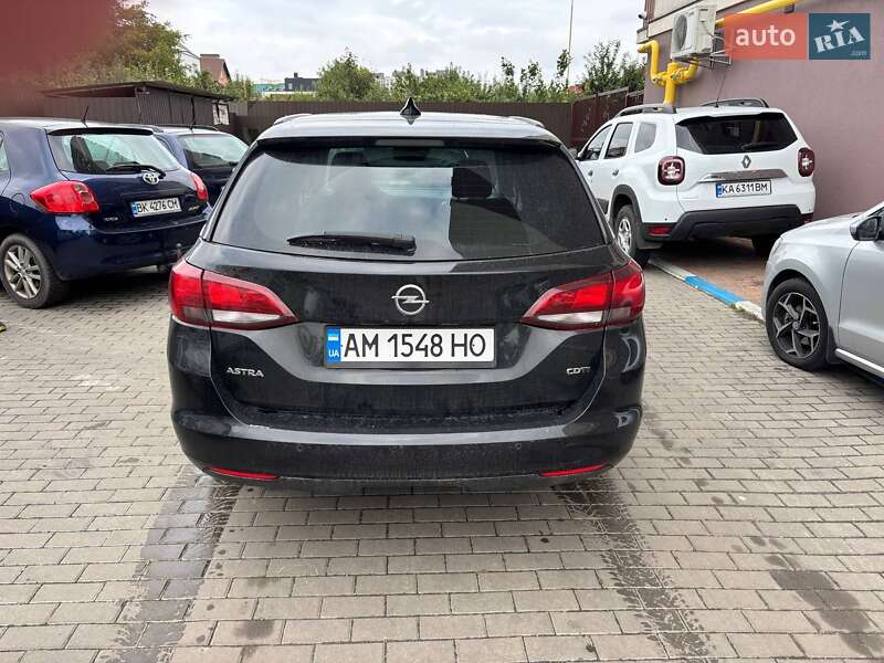 Универсал Opel Astra 2017 в Крюковщине