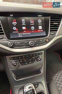 Универсал Opel Astra 2017 в 