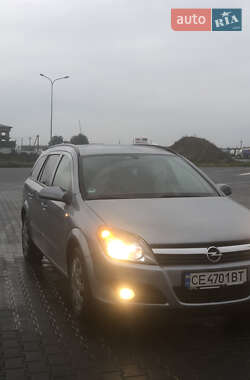 Універсал Opel Astra 2006 в Чернівцях