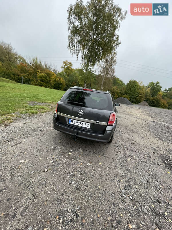 Универсал Opel Astra 2010 в Красилове фото 7 Универсал Opel Astra 2010 в Красилове