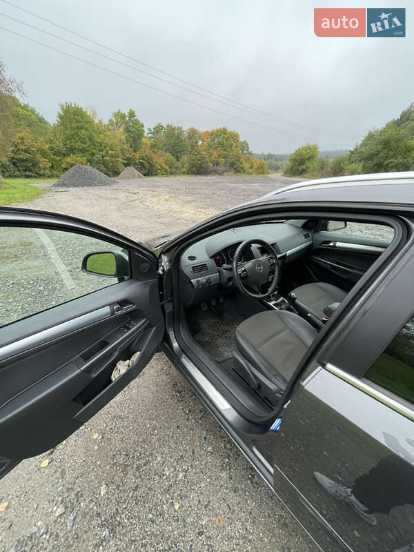 Универсал Opel Astra 2010 в Красилове фото 12 Универсал Opel Astra 2010 в Красилове