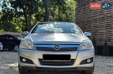 Универсал Opel Astra 2009 в 