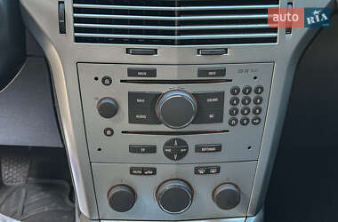 Универсал Opel Astra 2009 в 