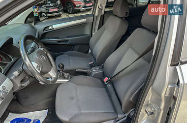 Универсал Opel Astra 2009 в 