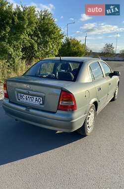 Седан Opel Astra 2006 в 