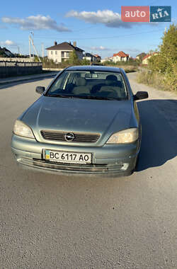 Седан Opel Astra 2006 в Львове