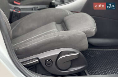 Универсал Opel Astra 2014 в 