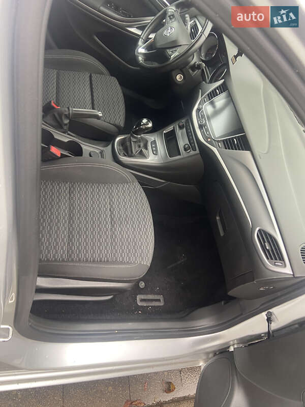 Универсал Opel Astra 2018 в Здолбунове