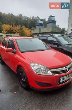 Хэтчбек Opel Astra 2009 в Киеве