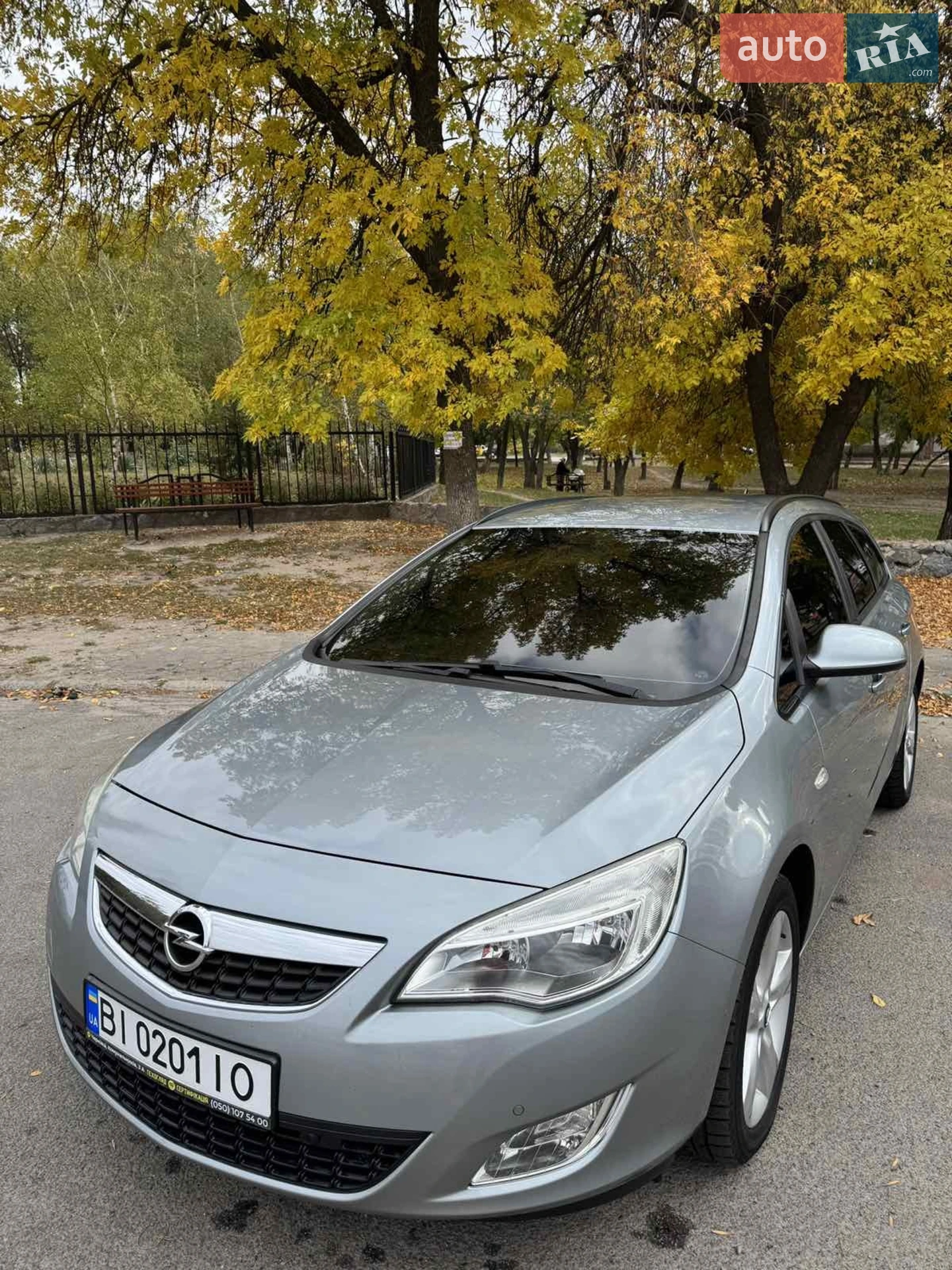 2011 Opel Astra - мініатюра 8