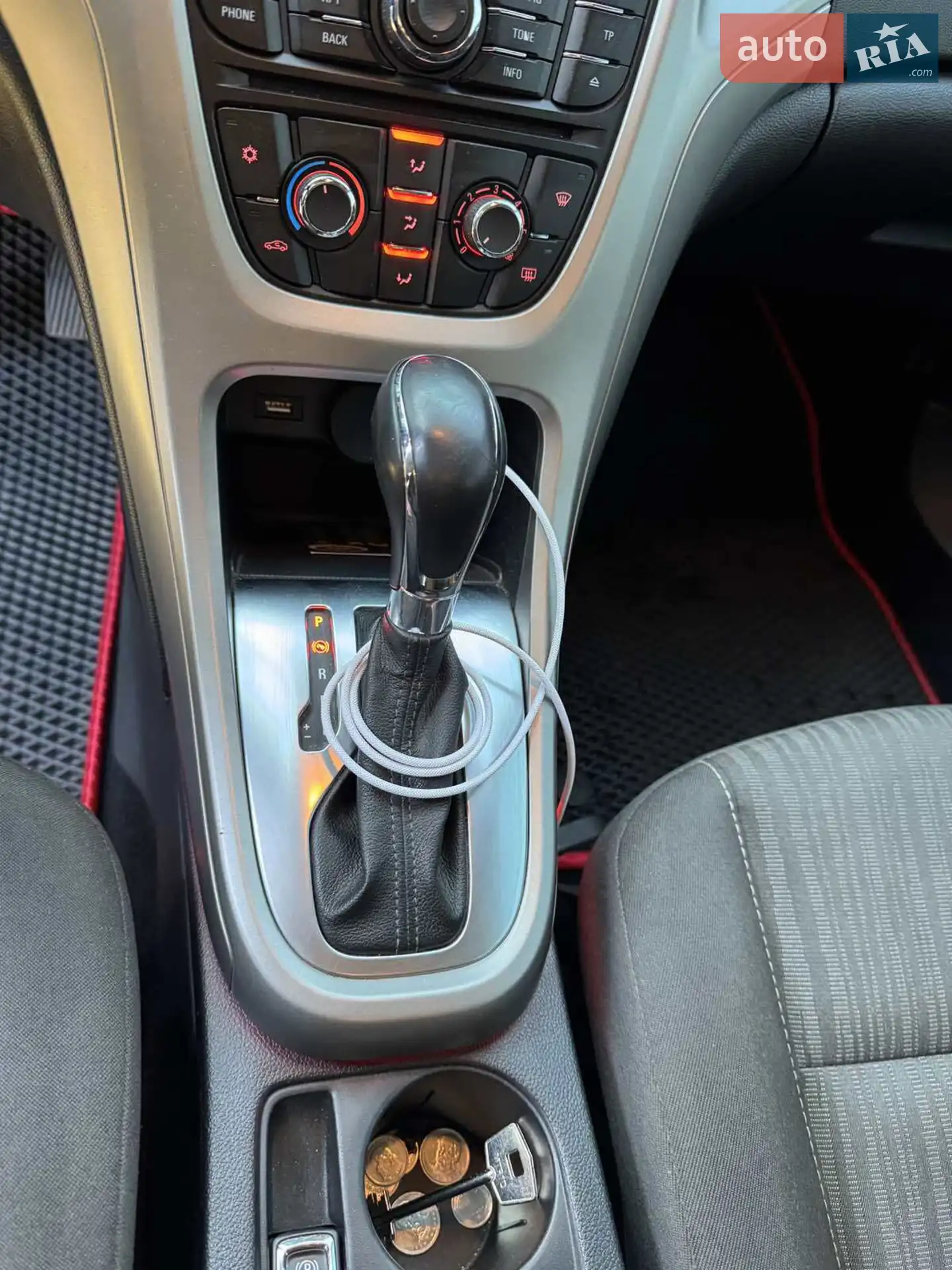 2011 Opel Astra - мініатюра 25