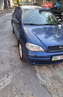 Седан Opel Astra 2008 в Львове