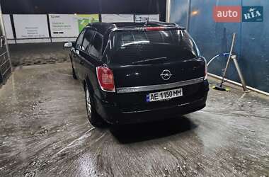 Универсал Opel Astra 2008 в 