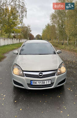 Універсал Opel Astra 2008 в  фото 3 Універсал Opel Astra 2008 в