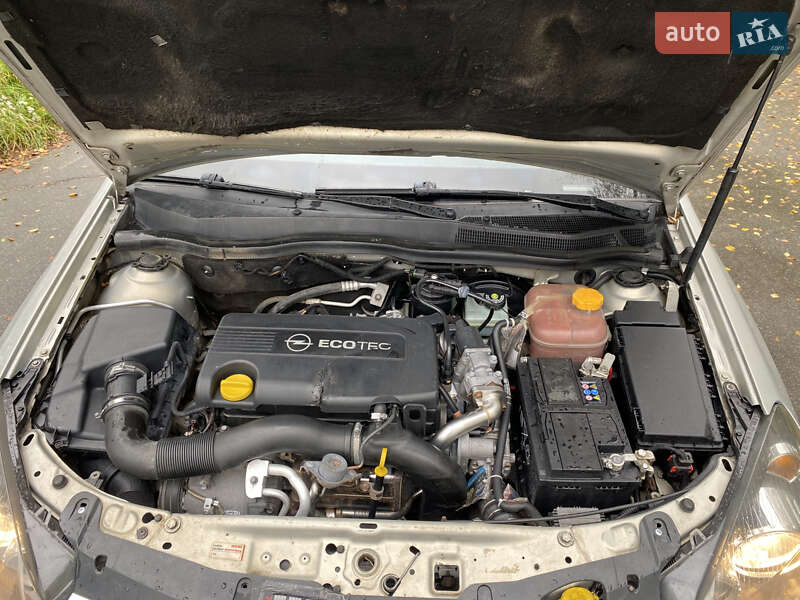 Универсал Opel Astra 2008 в Звягеле