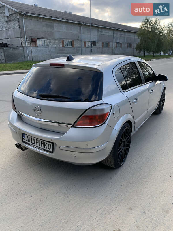 Хэтчбек Opel Astra 2005 в Львове фото 9 Хэтчбек Opel Astra 2005 в Львове