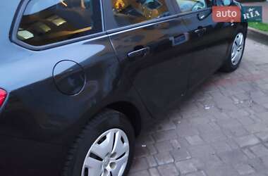 Універсал Opel Astra 2013 в Івано-Франківську