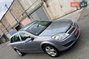 Универсал Opel Astra 2008 в 