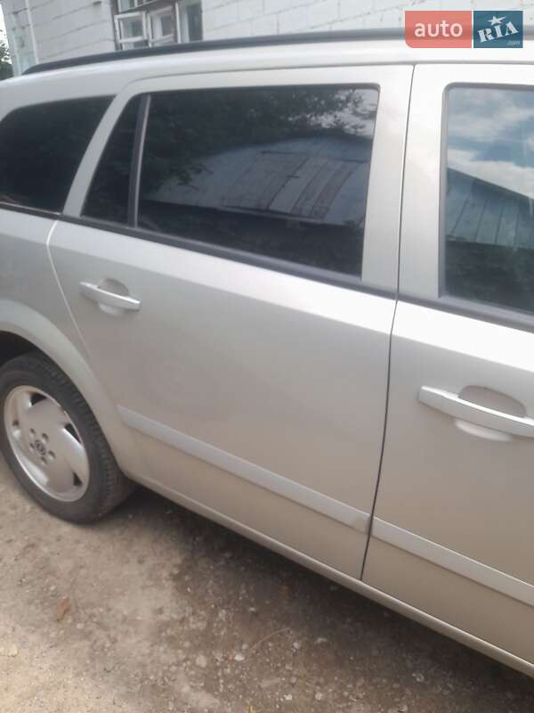 Універсал Opel Astra 2008 в Теплику