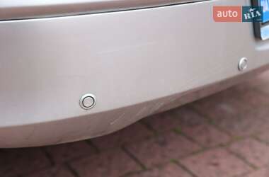 Хэтчбек Opel Astra 2008 в 