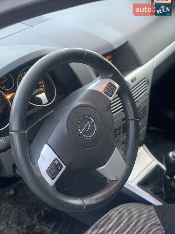 Универсал Opel Astra 2009 в Надворной фото 17 Универсал Opel Astra 2009 в Надворной