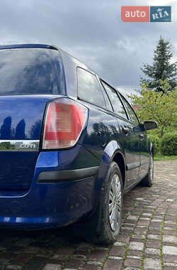Универсал Opel Astra 2006 в 