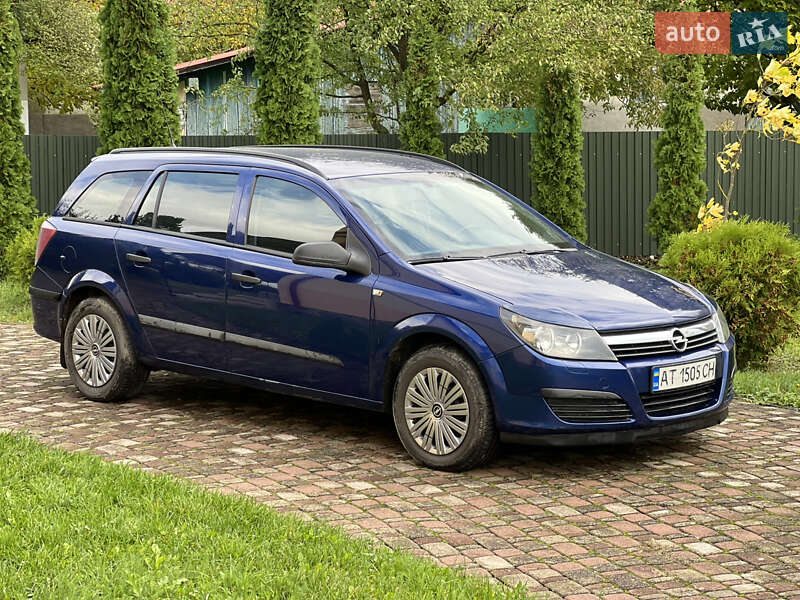 Универсал Opel Astra 2006 в Городенке