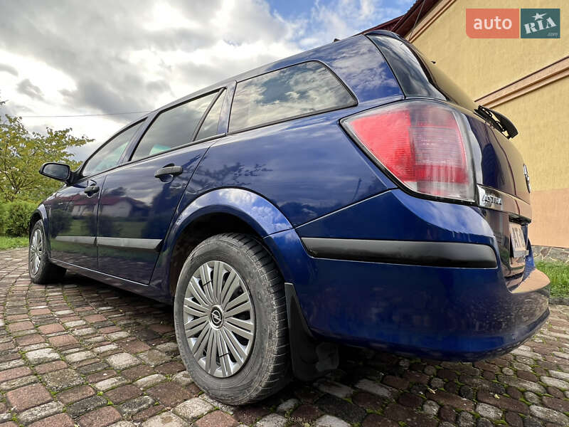 Универсал Opel Astra 2006 в Городенке