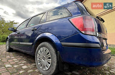 Универсал Opel Astra 2006 в 