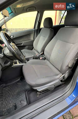 Универсал Opel Astra 2006 в 