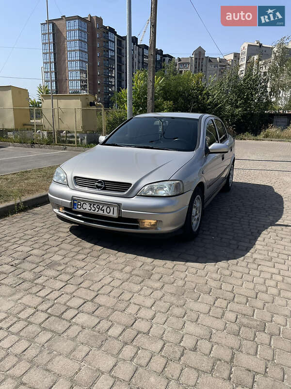Седан Opel Astra 2000 в 