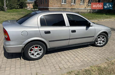 Седан Opel Astra 2000 в 