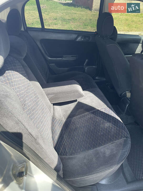 Седан Opel Astra 2000 в Шептицькому