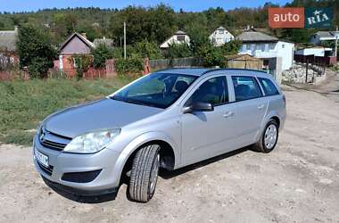 Универсал Opel Astra 2008 в Могилев-Подольске