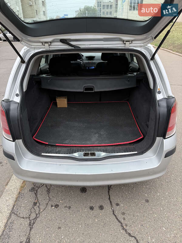 Универсал Opel Astra 2004 в Николаеве фото 12 Универсал Opel Astra 2004 в Николаеве