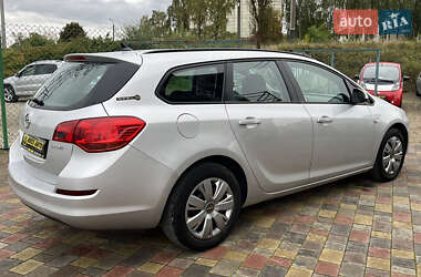 Универсал Opel Astra 2011 в 