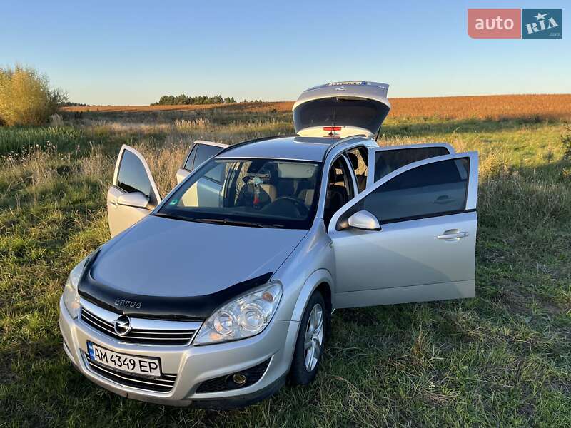 Універсал Opel Astra 2009 в Звягелі фото 13 Універсал Opel Astra 2009 в Звягелі