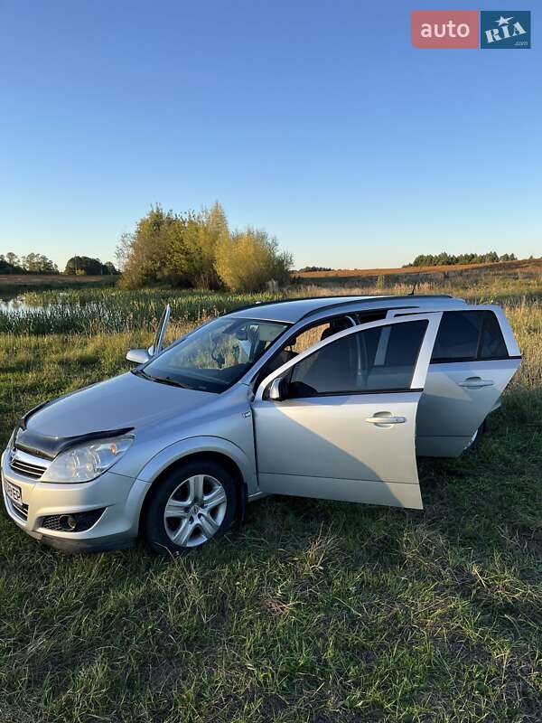 Універсал Opel Astra 2009 в Звягелі фото 18 Універсал Opel Astra 2009 в Звягелі