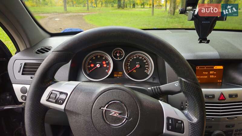 Універсал Opel Astra 2006 в Ямполі